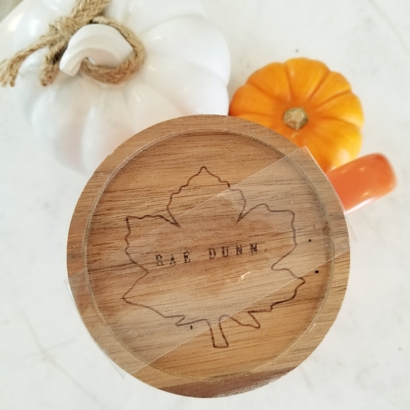 Rae Dunn Orange Pumpkin Fall Holiday Mug Coffee Cup Wood Lid with Leaf NWT - Picture 9 of 9
